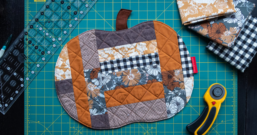 Sewing Tutorial Pumpkin Placemat merinoandtomatoes